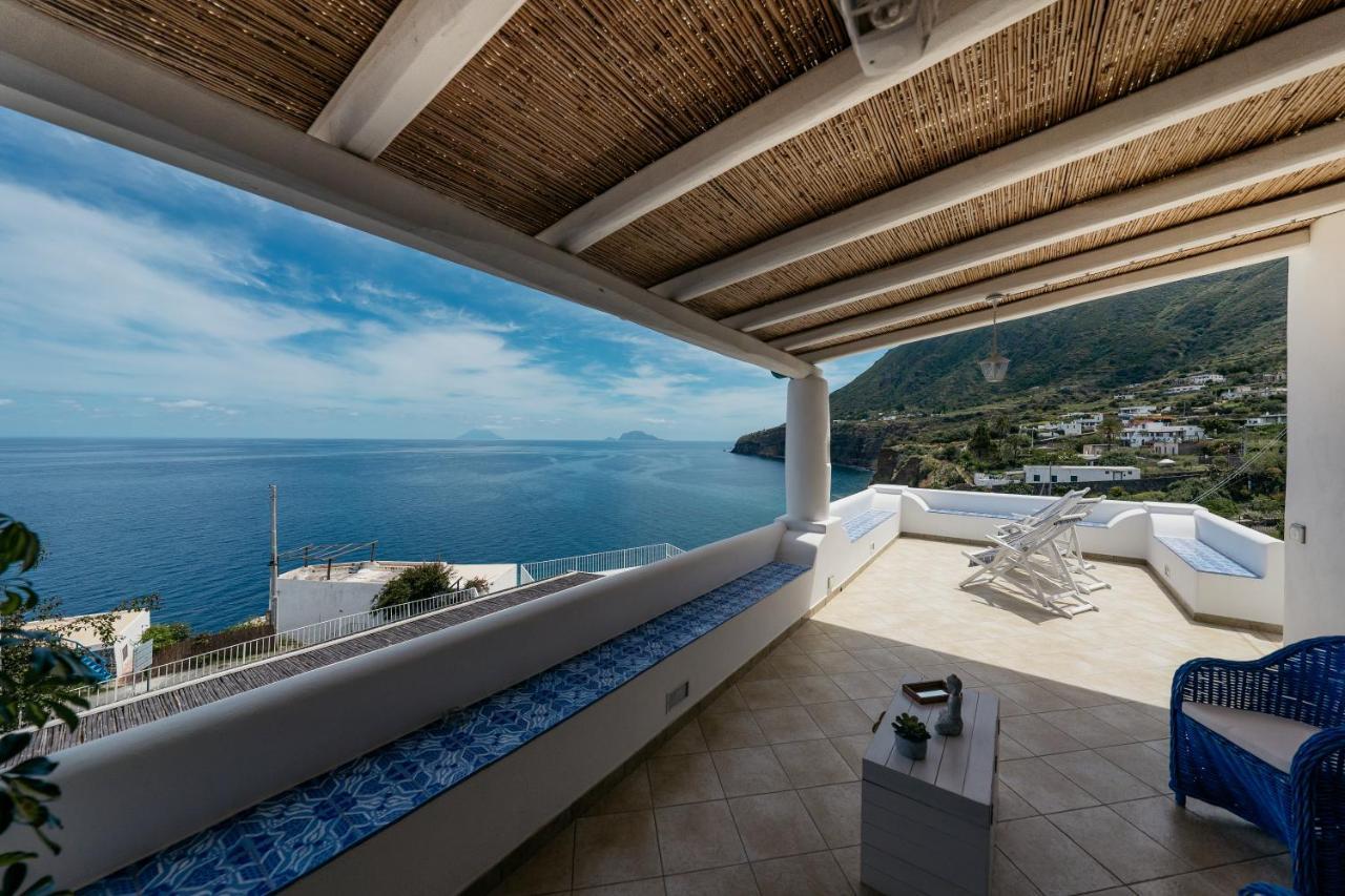 'A Alera Room & Breakfast Malfa  Exterior foto