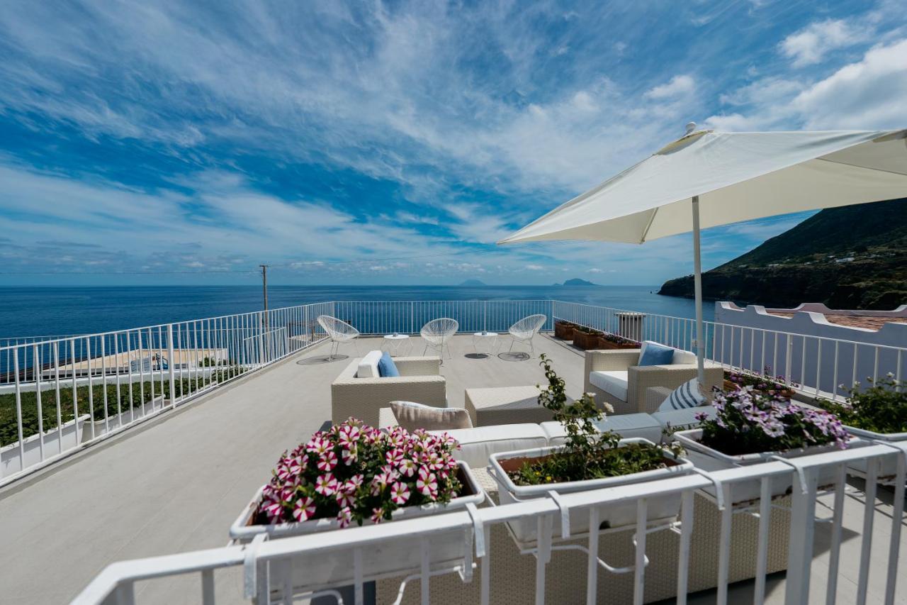'A Alera Room & Breakfast Malfa  Exterior foto