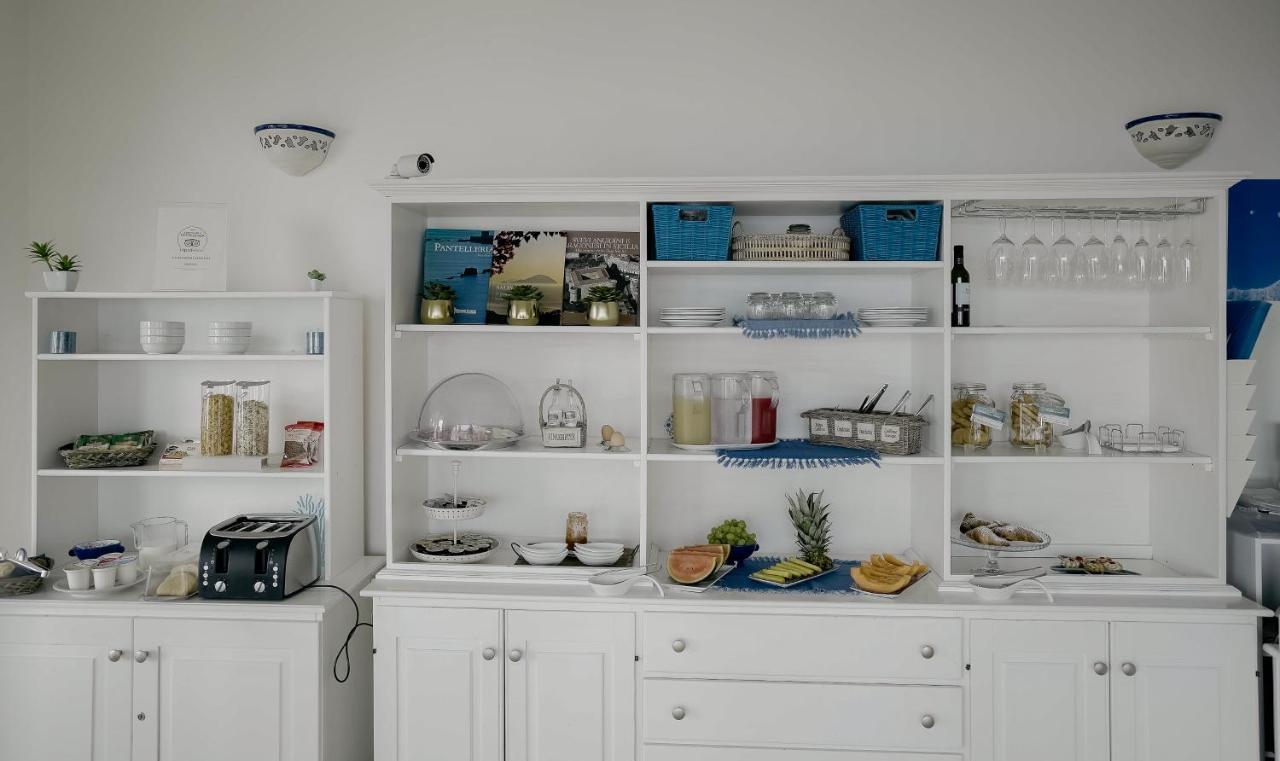 'A Alera Room & Breakfast Malfa  Exterior foto