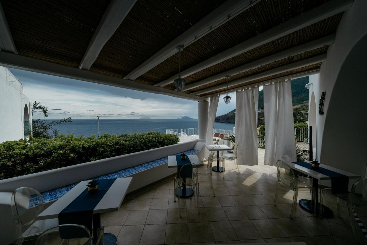 'A Alera Room & Breakfast Malfa  Exterior foto