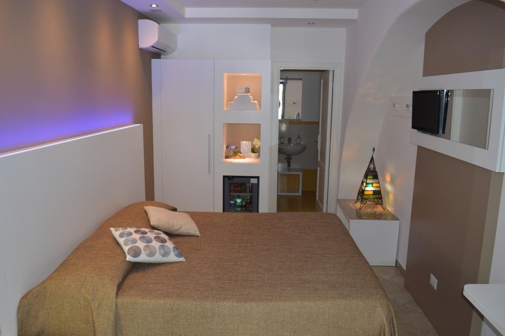 'A Alera Room & Breakfast Malfa  Exterior foto