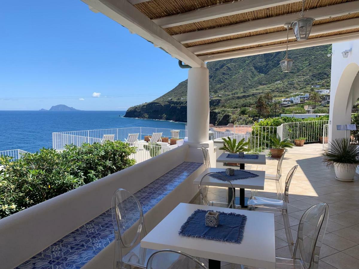 'A Alera Room & Breakfast Malfa  Exterior foto